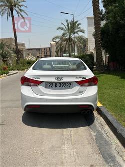 هیوندای ئەلەنترا